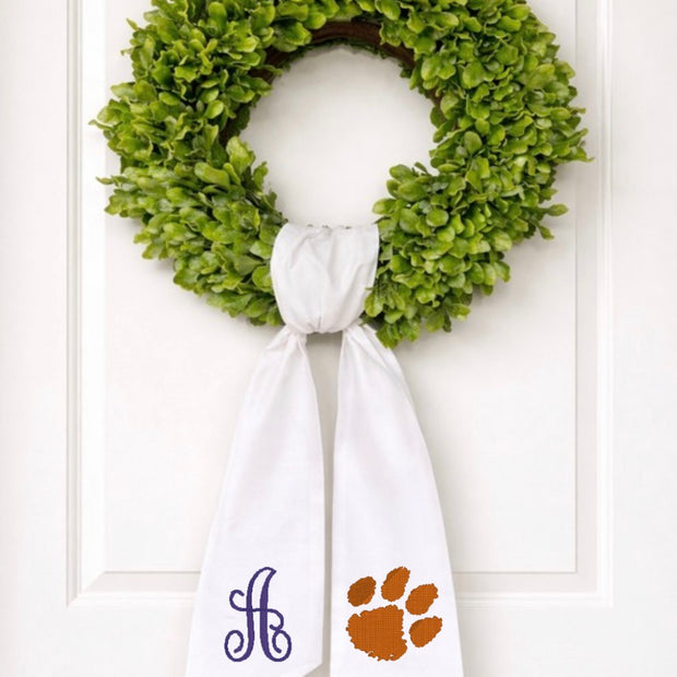 Paw Wreath Sash